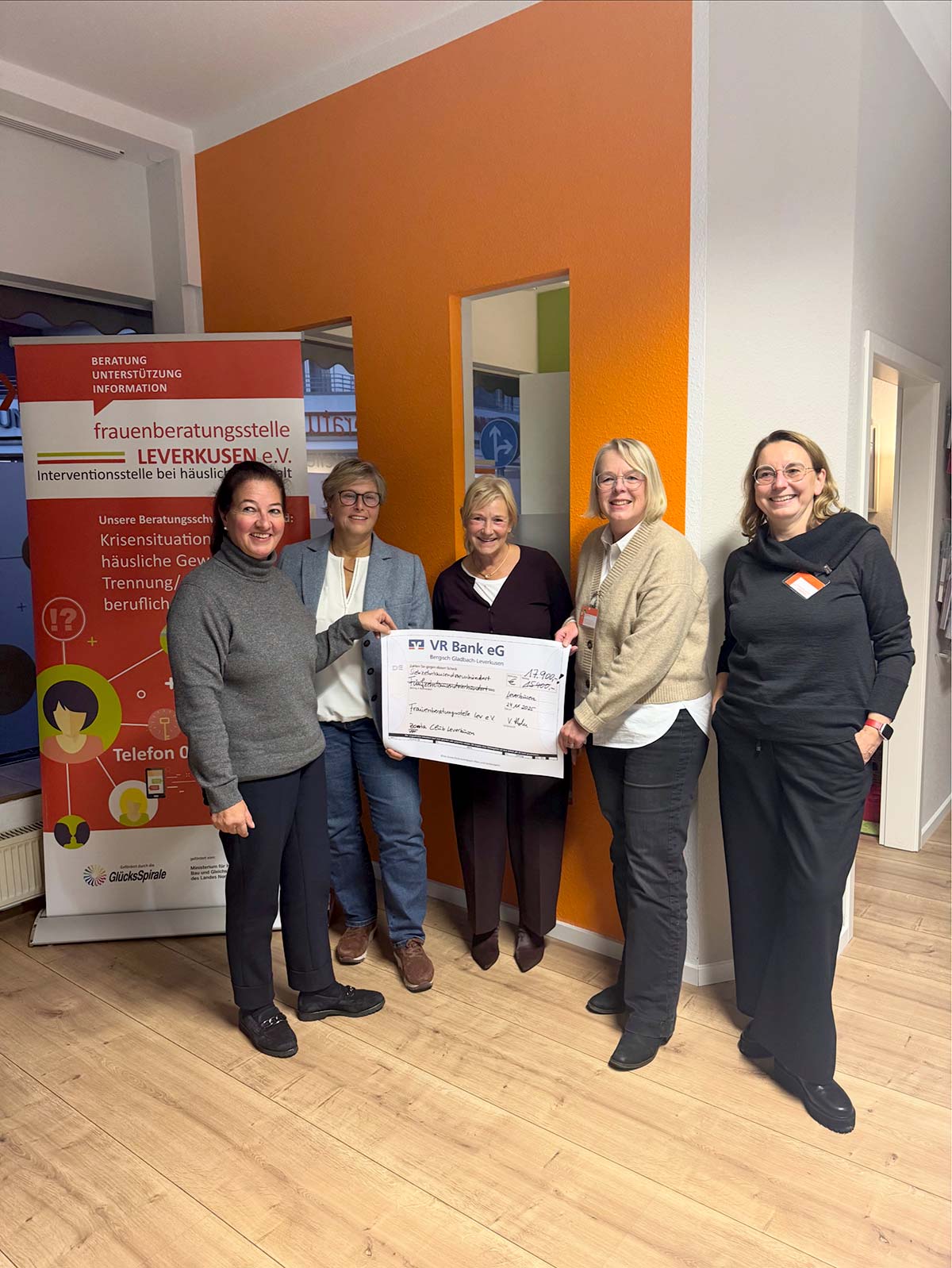 Spende des Zonta Clubs Spende des Zonta Clubs